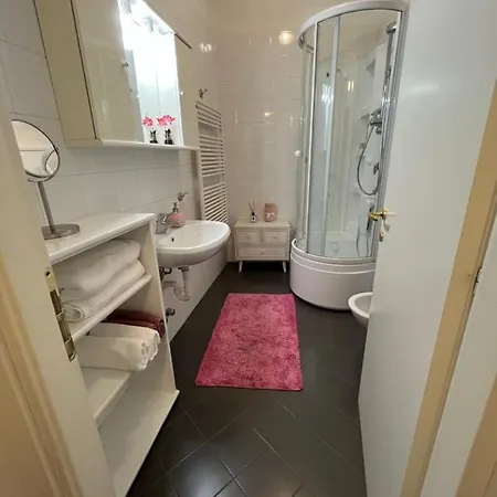 Charming In The Historic Centre- Spacious And Relaxing Lejlighed *