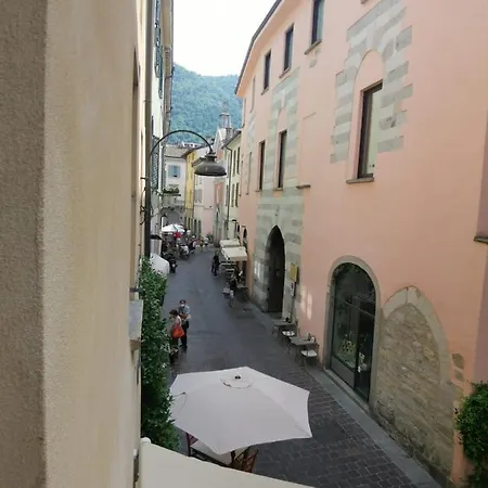 Charming In The Historic Centre- Spacious And Relaxing Como